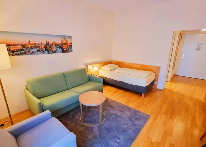 Aparthotel Newlivinghome Residenzhotel 4*