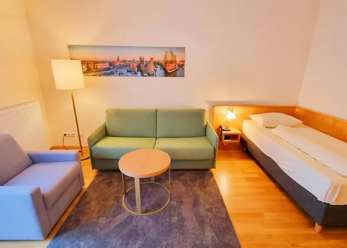 Newlivinghome Residenzhotel Aparthotel 4*